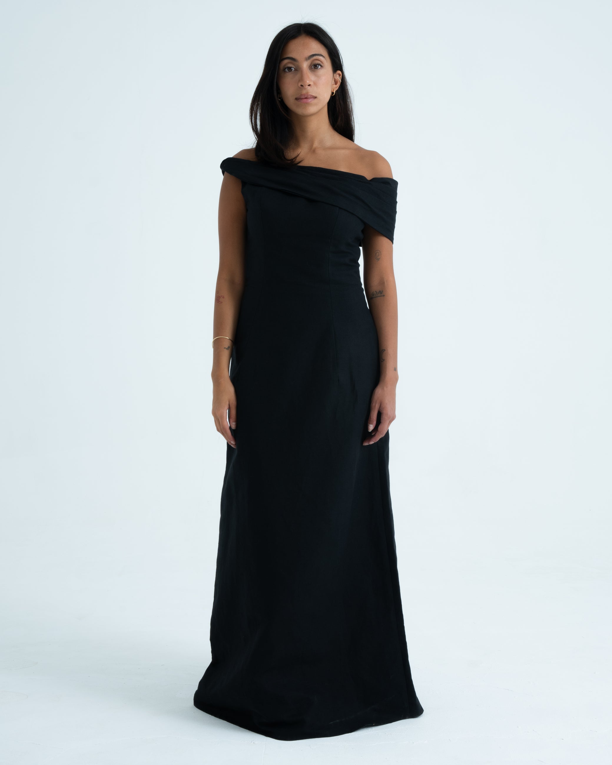 Asymmetrical off shoulder Dress